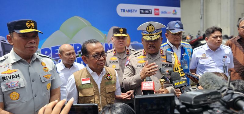 Kakorlantas Irjen Agus saat menghadiri pelepasan Tim Mudik 2025 Transmedia di Gedung Trans Media, Jakarta, Senin (24/3/2025). (Herianto Batubara/detikcom)