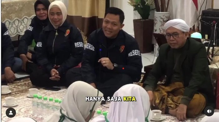 Kasat Reskrim Polres Pelabuhan Tanjung Priok, AKP I Gusti Ngurah Putu Krisnha Narayana melakukan kunjungan ke Pesantren Ilmu Al Quran (PIQ) Al Misbah, Tanjung Priok, Jakarta Utara