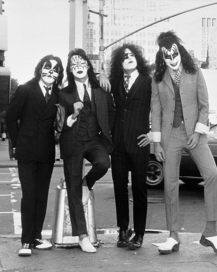 KISS