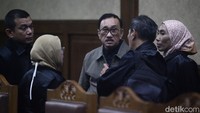 Ketiganya terbukti bersalah dalam kasus korupsi pengadaan truk pengangkut personel dan rescue carrier vehicle Basarnas yang merugikan negara sebesar Rp 20,4 miliar.
