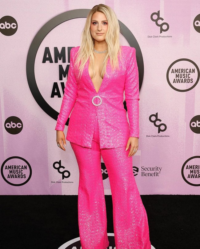 Inilah foto saat tubuh Meghan belum turun secara drastis. Meski begitu penggunakan obat diabetes untuk menurunkan berat badannya itu masih jadi kontroversi.  Foto: Instagram/@meghantrainor