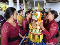 Lomba Penjor hingga Gebogan Semarakkan Nyepi di Blitar