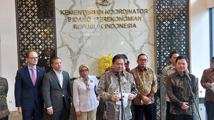 Menko Perekonomian Airlangga Hartarto.