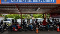 Pemerintah Provinsi Jawa Barat mengadakan program pemutihan pajak kendaraan bermotor yang berlaku mulai 20 Maret hingga 6 Juni 2025.  