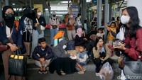Pihak Daops 8 memprediksi puncak arus mudik lebaran yang menggunakan moda kereta api terjadi pada 28 Maret 2025.