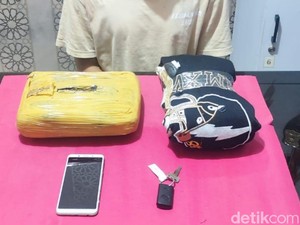 Duo Pengedar di Sukabumi Ditangkap, Ganja Seberat 1,5 Kg Disita