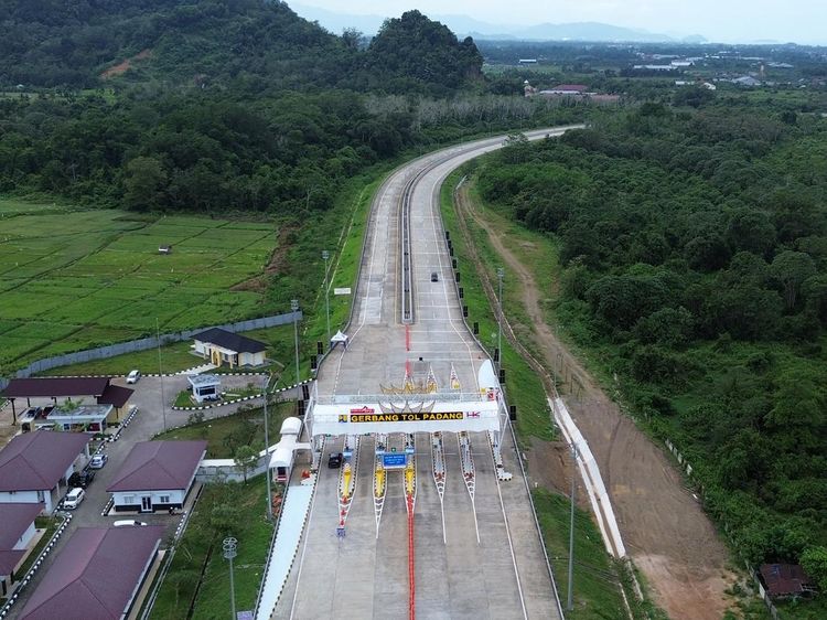 Potret Tol Padang-Sicincin Dibuka Fungsional Selama Mudik Lebaran