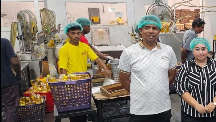 Produksi Minyakita di pabriknya.