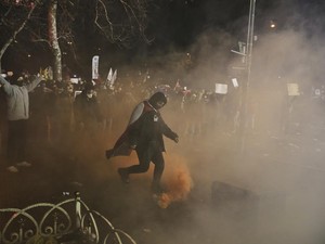 Ramai Demo Penahanan Wali Kota Istanbul, 1.100 Orang Ditangkap