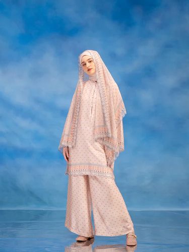 Rekomendasi tunik untuk Lebaran dari Aleza