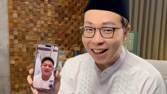Richard Lee meminta saran dari Bobon Santoso untuk gelar masak besar di Palembang usai konten rendang Willie Salim
