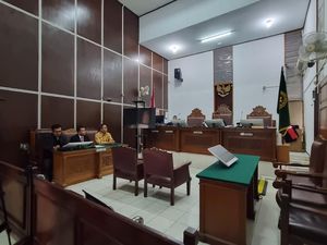 Video: KPK Tak Hadir, Sidang Praperadilan Staf Sekjen PDIP Kusnadi Ditunda