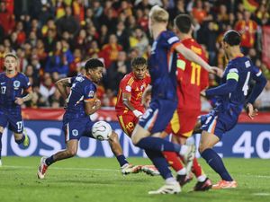 Video Saling Balas Gol di Laga Spanyol Vs Belanda