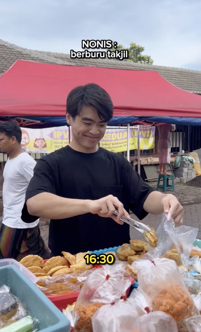 Steven Wongso Berburu Takjil hingga Buka Puasa Bareng Arafah Rianti Steven Wongso Berburu Takjil hingga Buka Puasa Bareng Arafah Rianti