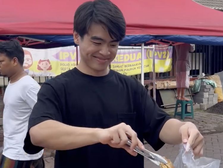 Steven Wongso Berburu Takjil hingga Buka Puasa Bareng Arafah Rianti