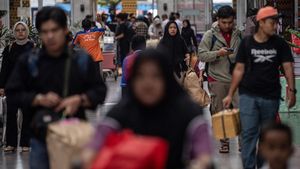 Suasana Arus Mudik di Stasiun Kertapati Palembang