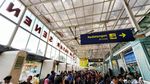 Suasana Stasiun Pasar Senen Mulai Disesaki Pemudik
