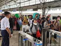 Video: 26 Ribu Pemudik dari Stasiun Pasar Senen Siang Ini