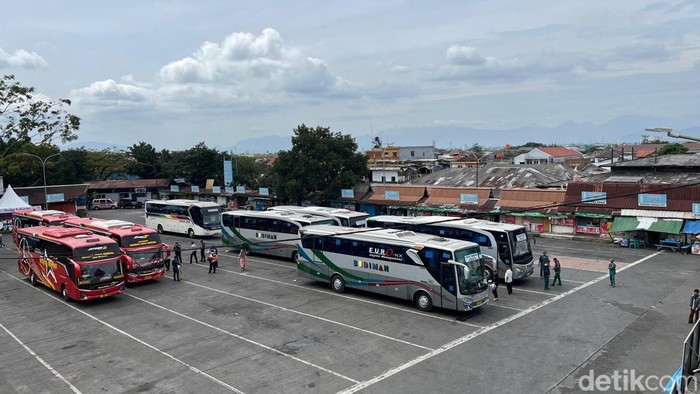 Suasana Terminal Cicaheum, Senin (24/3/2025).