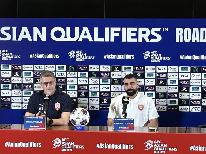 Pelatih Timnas Bahrain, Dragan Talajic, dalam konferensi pers menjelang lawan Timnas Indonesia
