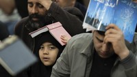 Malam Lailatul Qadar datang pada bulan Ramadan sebagai bulan penyucian jiwa. Karena itu malam Lailatul Qadar diduga Rasulullah datang pada sepuluh malam terakhir bulan Ramadan. Sebab, ketika itu diharapkan jiwa manusia yang berpuasa selama 20 hari sebelumnya sudah lebih sadar dan lebih suci.