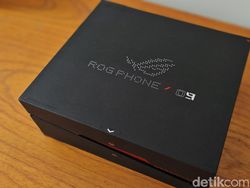 Unboxing Asus ROG Phone 9 Pro, HP Gaming yang Makin Fun