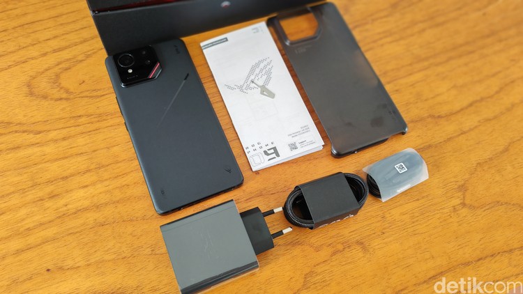 Unboxing Asus ROG Phone 9 Pro Unboxing Asus ROG Phone 9 Pro