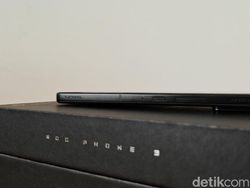 Unboxing Asus ROG Phone 9 Pro, HP Gaming yang Makin Fun