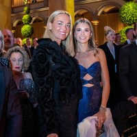 Meski tertutup, kehidupan pribadi wanita yang tumbuh di kawasan elite Upper East Side, Manhattan, New York ini sering menjadi perbincangan. Sebelum menikah dengan Don Jr., Vanessa disebut pernah memiliki hubungan dengan Pangeran Arab, anggota gangster hingga Leonardo DiCaprio. Foto: Instagram @kaitrumpgolfer