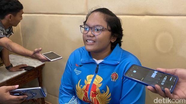 Penerima bonus ini yakni atlet balap sepeda Shafa Al Zahra, atlet panahan Haidar Nauca Zhafran, dan atlet parapanahan Teodora Audi. Foto diunggah Selasa (25/3/2025).