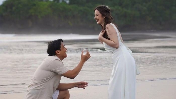 Billy Syahputra dan Vika Kolesnaya
