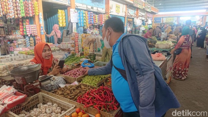 harga sembako di lamongan jelang lebaran 2025