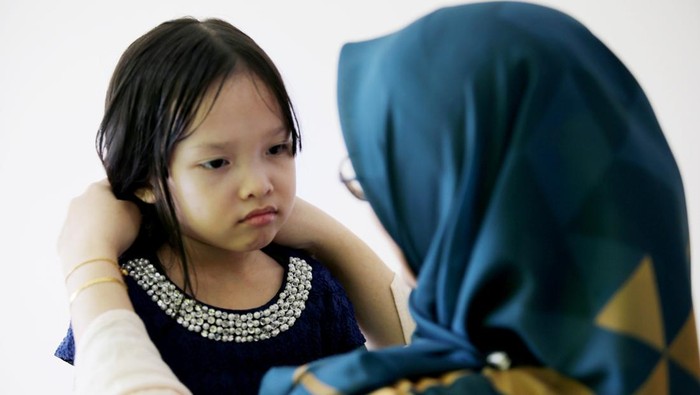 Ilustrasi Anak Cemburu dengan Kakaknya