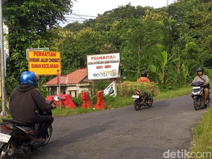 Jalur utama masuk ke Cinomati, Pleret, Bantul, Selasa (25/3/2025).