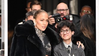 Anak Jennifer Lopez Gender Netral, Ungkap Nama Baru Setelah Lulus SMA