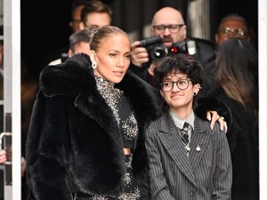 Anak Jennifer Lopez Gender Netral, Ungkap Nama Baru Setelah Lulus SMA