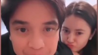Tak hanya momen makan di restoran, Billy sering mengadakan live Instagram atau TikTok saat makan bareng Vika. Foto: Instagram @bilsky16