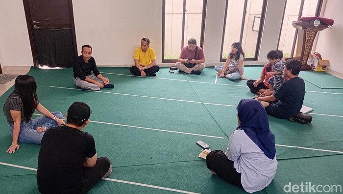 KPAI mengecek kondisi anak-anak yang dilaporkan terkena ISPA akibat RDF Rorotan (dok KPAI)