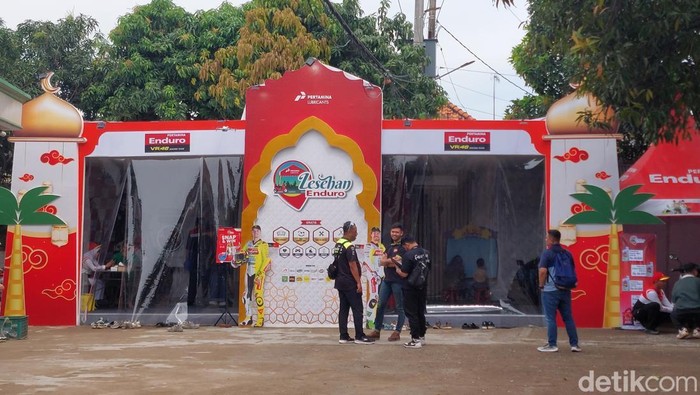 Lesehan Enduro di jalur Pantura Cirebon