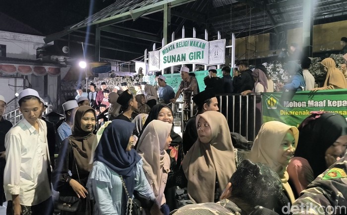 Malam selawe Gresik