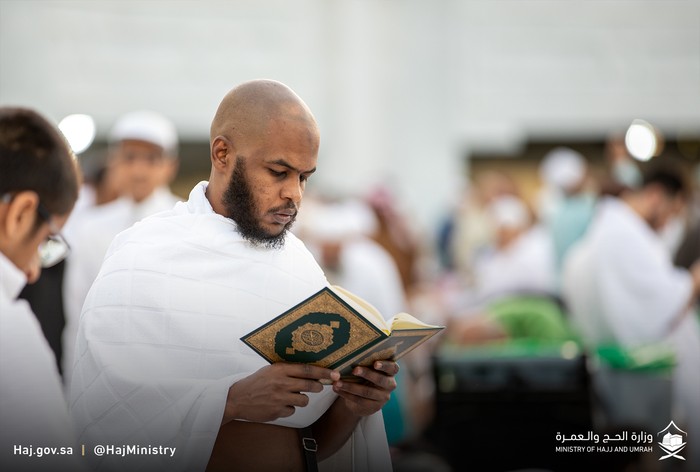 Mereka yang memuliakan Al-Qur'an di waktu yang diberkahi Mereka yang memuliakan Al-Qur'an di waktu yang diberkahi. Ramadan 1446 H/2025 M.