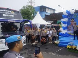 Kapolda Bali Lepas 29 Bus Mudik Gratis Tujuan Jatim