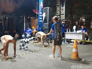 Keseruan Balap Lari Tengah Malam di Majalengka