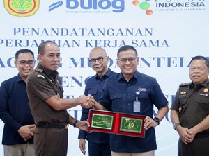 Pupuk Indonesia Gandeng Kejagung Kelola Lahan Rampasan Jadi Budidaya Padi
