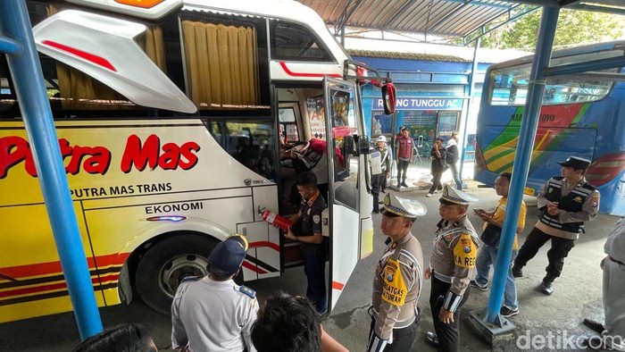 ram check bus di Lamongan