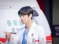 Video Reaksi Jung Joon Won Dianggap Tak Cocok dengan Go Youn Jung