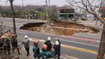 Sinkhole Raksasa Muncul di Jalanan Korsel, 1 Orang Tewas