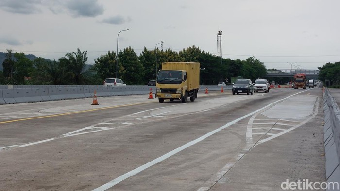 Situasi kendaraan di Tol Cipali