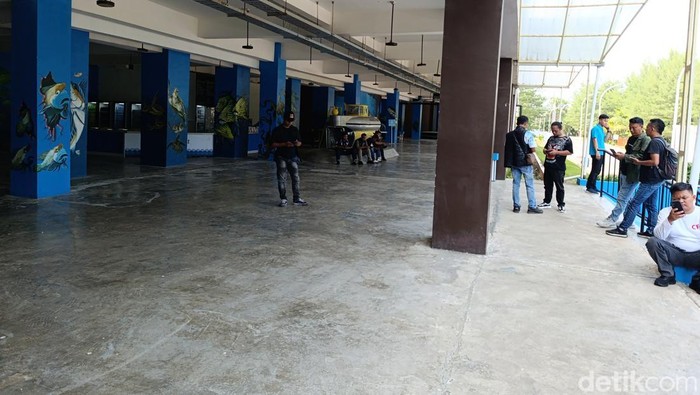 Suasana Akuarium Indonesia saat gempa mengguncang Pangandaran