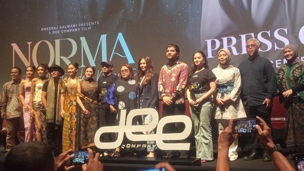 Suasana Jumpa Pers Norma: Antara Mertua dan Menantu